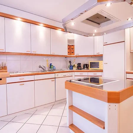 Haus Padrun 2 Apartment