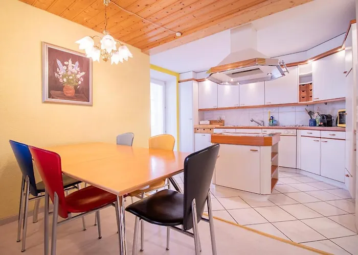 Padrun 2-weisshornbahn-arosa Zentrum-top Lage *