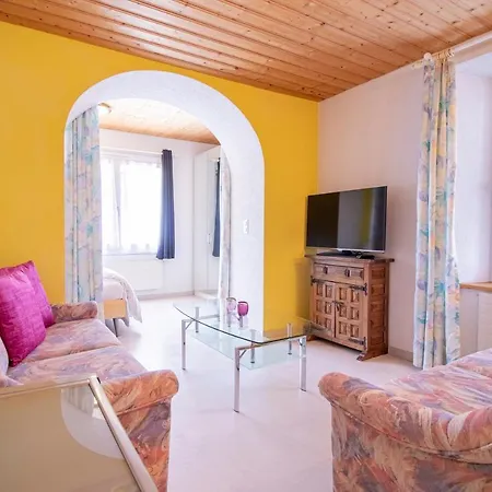 Haus Padrun 2 * أروسا